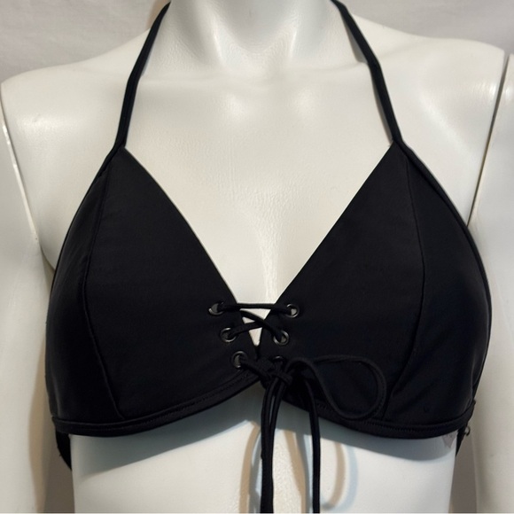 Victoria's Secret Black Bikini Top - Picture 2 of 6